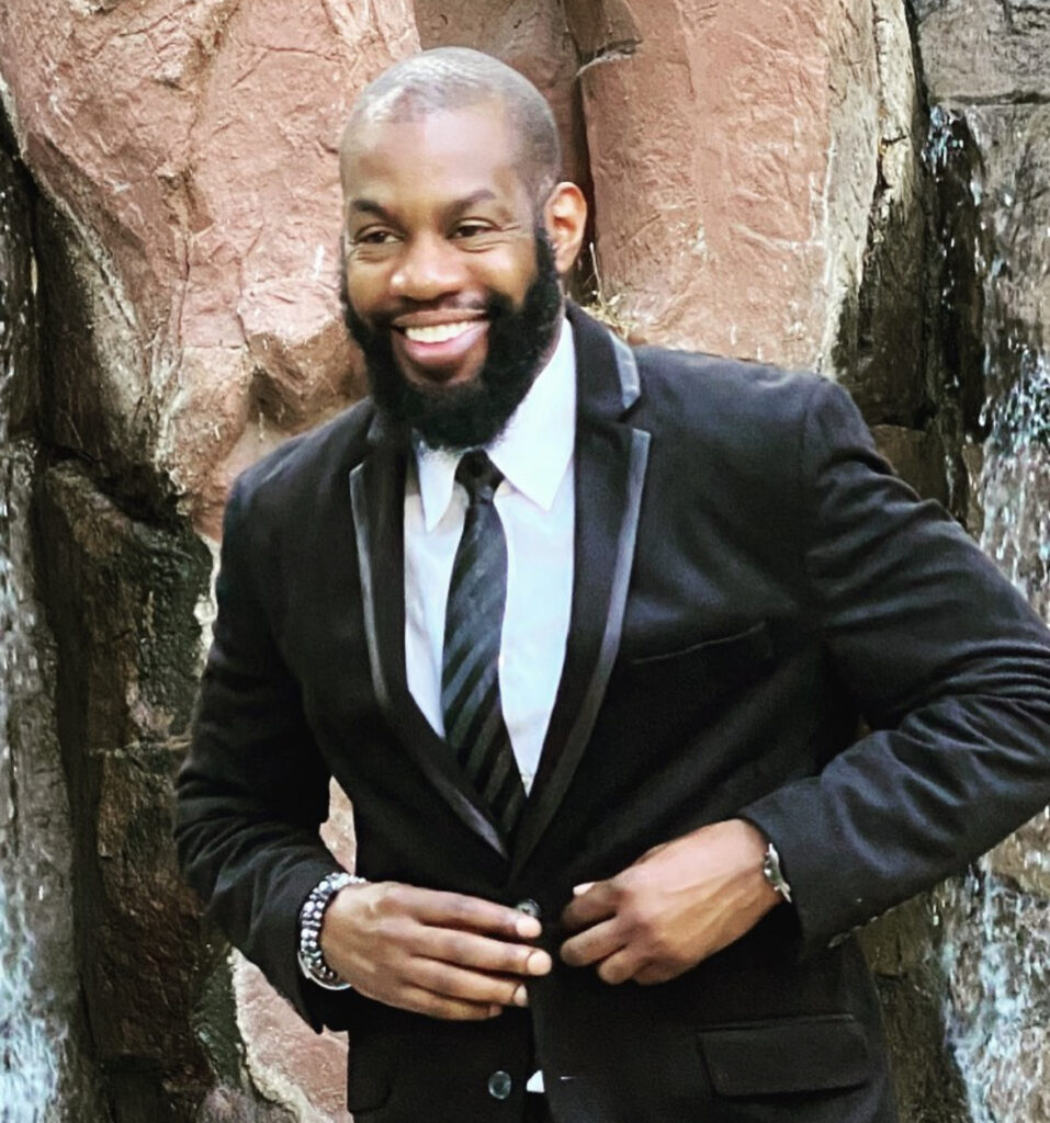 Professional DJ located in Atlanta. DJ Knotts unique style combines various genres, allowing them to cater to diverse audiences while maintaining a cohesive sound that resonates throughout the event. available for exclusive events, festivals and destination bookings